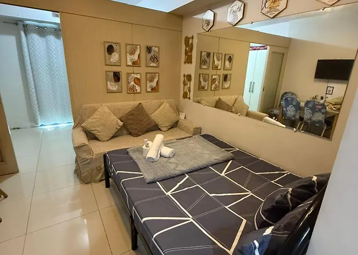 Staycation In Pasay Near Moa By Ros アパートホテル *