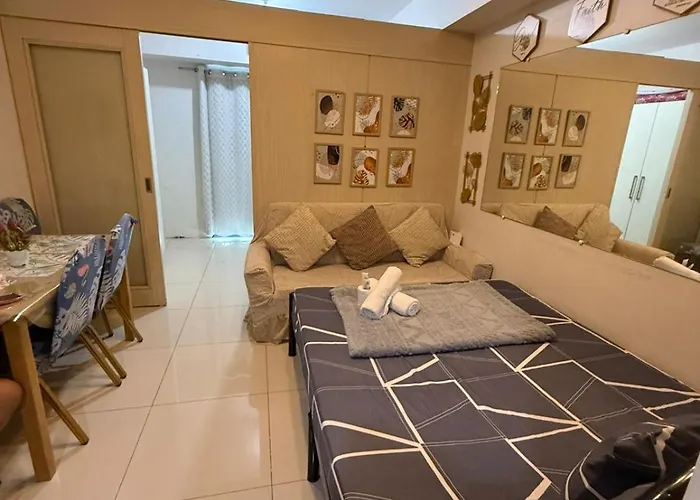 Staycation In Pasay Near Moa By Ros アパートホテル