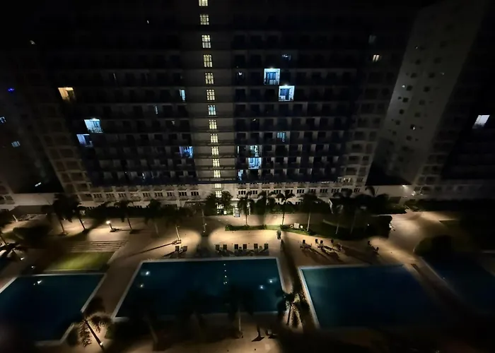 Staycation In Pasay Near Moa By Ros 아파트호텔 *